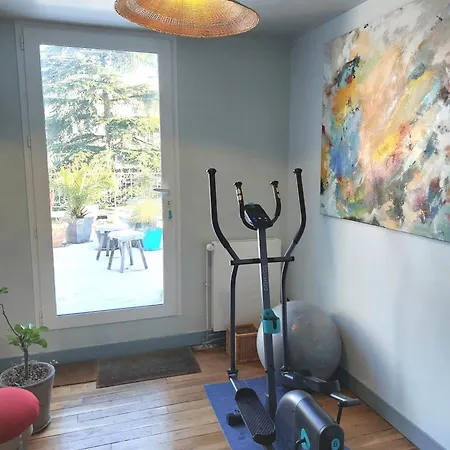 Avec Mezzanine Dans Maison D'artiste * Rueil-Malmaison